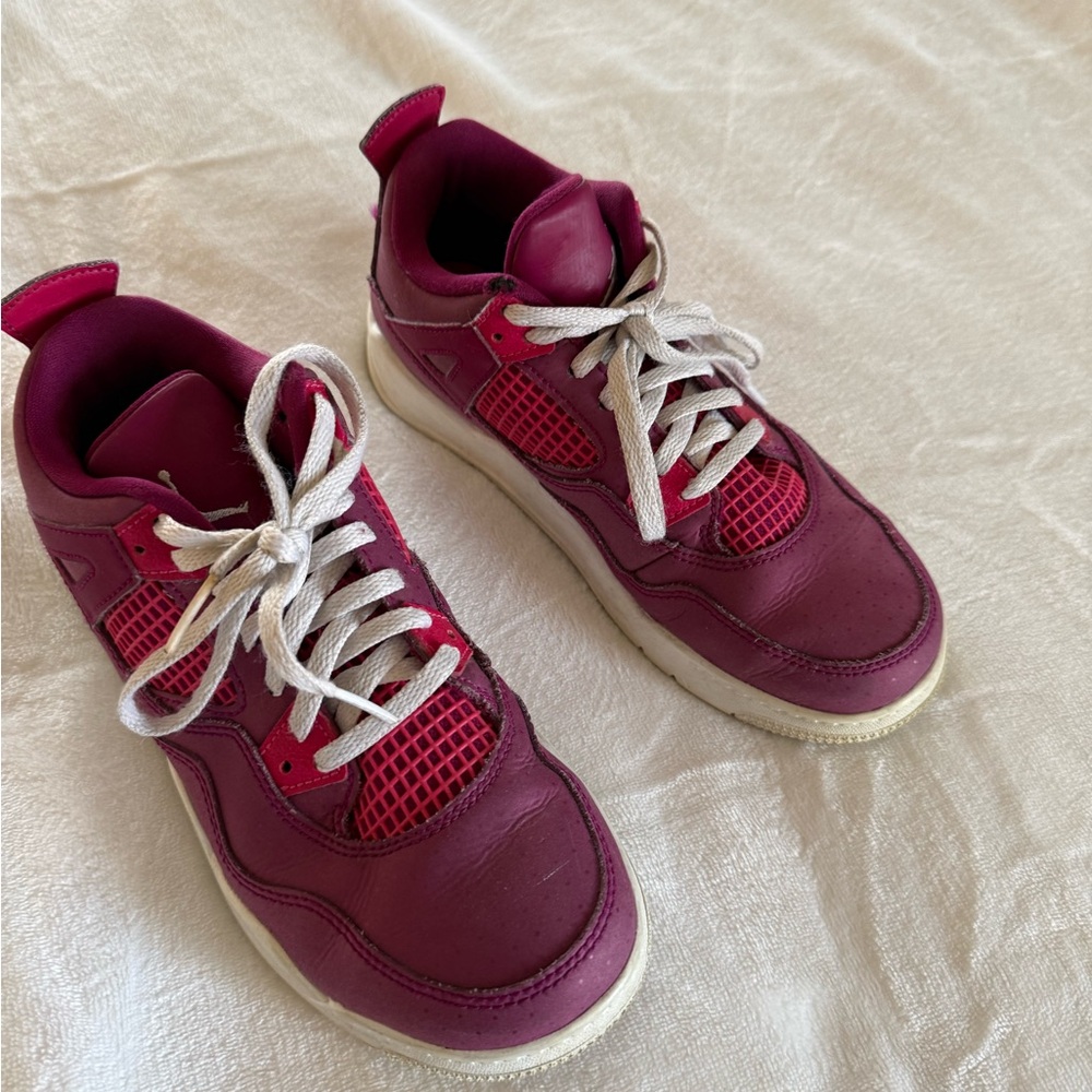 Children's Michael Jordon mid tops Size 3